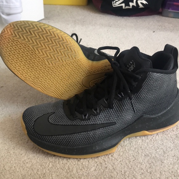 Nike Airmax Infuriate Basketball Shoes main image 6